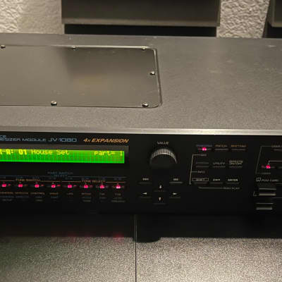 Roland JV-1080 64-Voice Synthesizer Module
