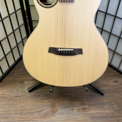 Walden  B-1e Baritone Acoustic Electric Guitar Rosewood Back and Sides and Spruce top 2021 Natural image 1