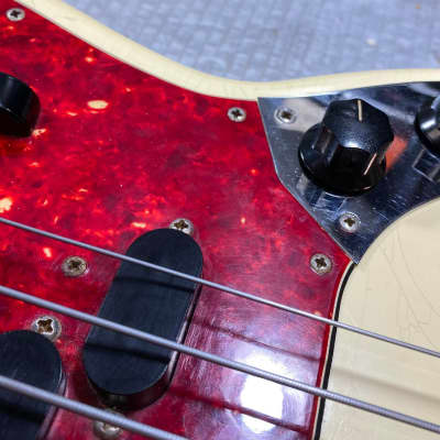 1966 Fender Mustang Bass - Arctic White image 10