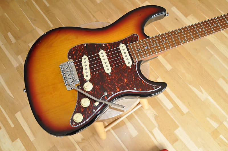 Sire LARRY CARLTON S7 Vintage TS Tobacco Sunburst / Stratocaster® Type /  S7V / 2N222730434