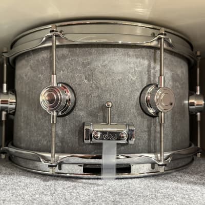 DW Collector's Series Concrete 13”x7" Snare Drum image 7