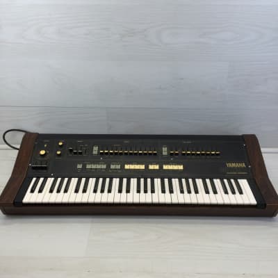 Vintage Yamaha SK20 Symphonic Ensemble 61-Key Synthesizer