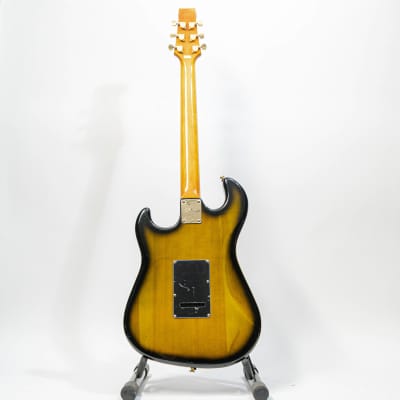 Burns Marquee Club Series - Electric Guitar with Padded Pleather Gigbag - Sunburst image 4