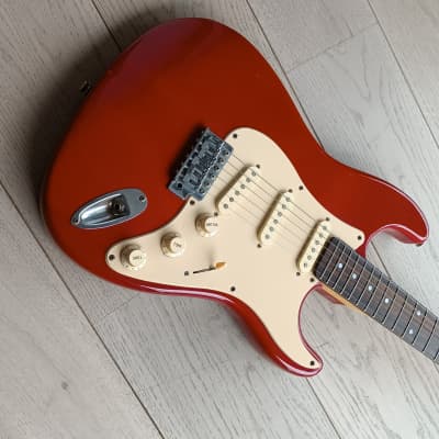 Sunn Fender Mustang Stratocaster 1980s - Red image 4