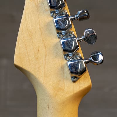 Fender Squier Wayne’s World Stratocaster 1992 w/Case image 7