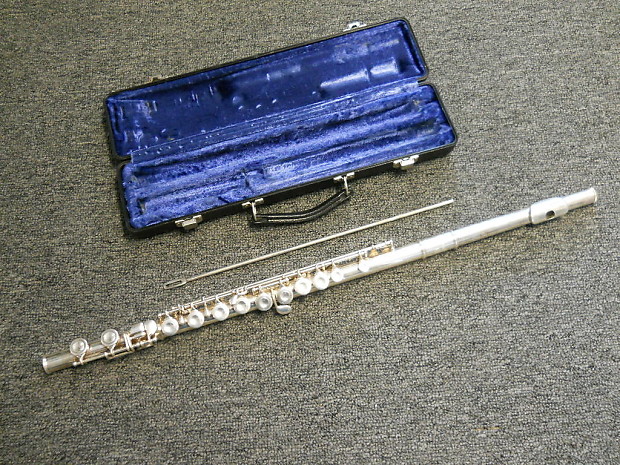 Selmer Bundy II Student Closed-Hole Flute (w/case) image 1