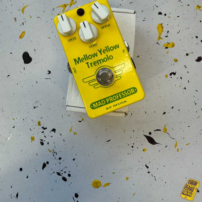 Mad Professor Mellow Yellow Tremolo | Reverb