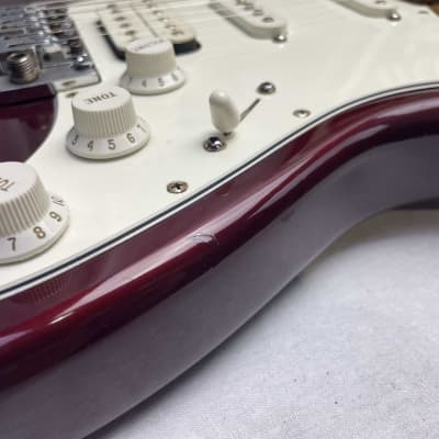 Fender Standard Stratocaster HSS Guitar with Floyd Rose - MIM Mexico 2000 image 9