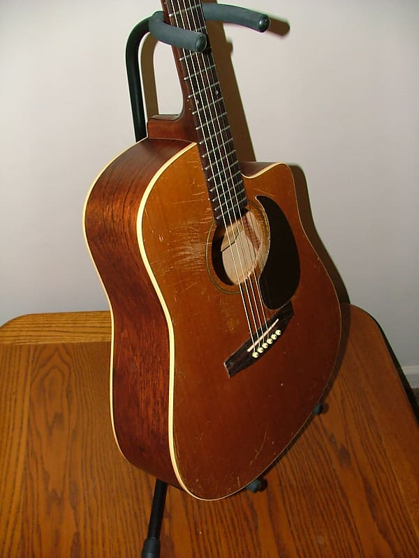 Seagull PLUS CW CEDAR Natural- DEMO model for dealer... very rare!