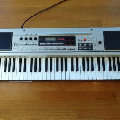 Casiotone 7000 - Great Condition - 1980s Silver - Message Me for a Shipping Estimate