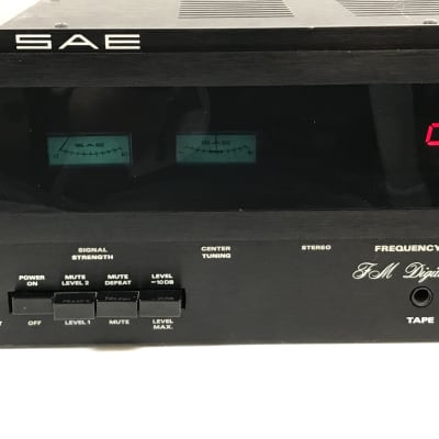 SAE 8000 Digital FM Tuner image 3