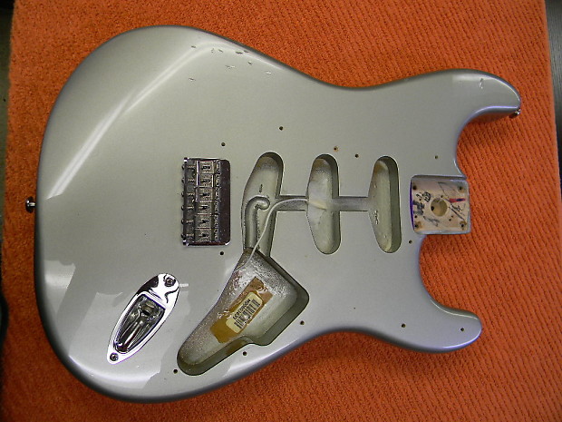Fender Hardtail Robert Cray Stratocaster Body Pewter