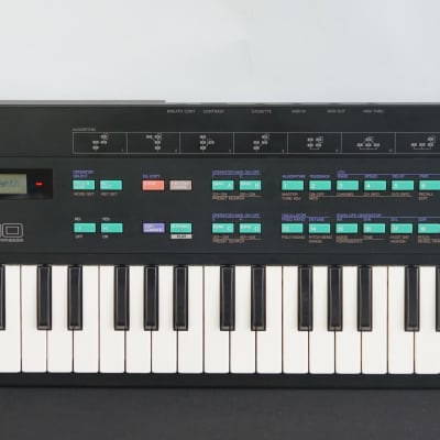 Yamaha DX100 Digital FM Poly Programmable Synthesiser - Detroit Techno Classic