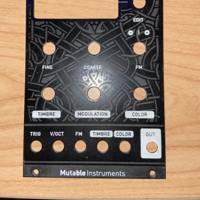 Mutable Instruments Braids face plate  2018 Matte black image 1