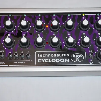 Technosaurus Cyclodon - Analog Sequencer image 1
