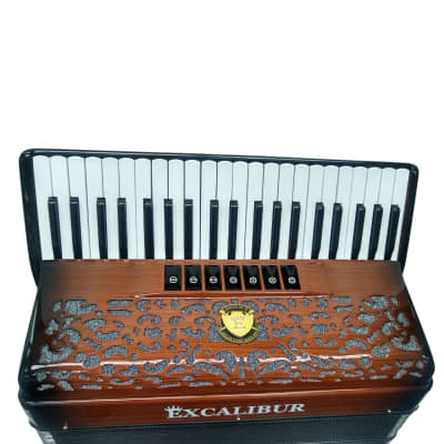 Excalibur Super Classic PSI Series Walnut 120 Bass Piano Accordion image 3