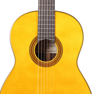 Yamaha GC32S European Spruce and Rosewood Classical Guitar Natural image 6