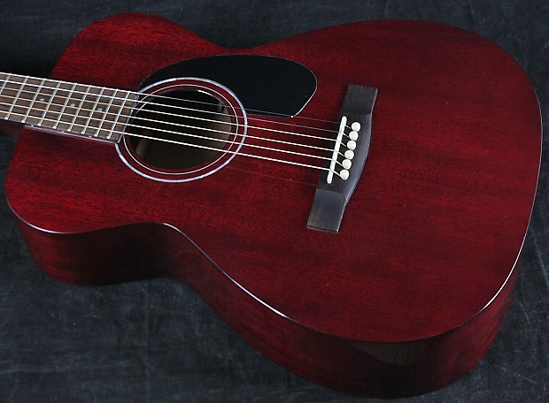 Guild GAD M-120-CH 6-String Concert All-Mahogany Acoustic