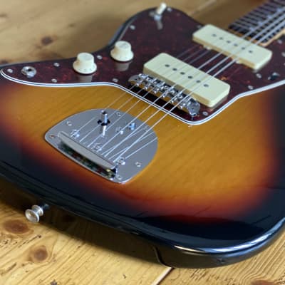 LEFTY! Fender Jazzmaster MIJ Left Handed 2021 Alder Sunburst w/ Fender Lefty HSC image 8