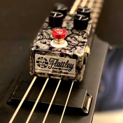 Ex Demo Flattley Guitar Pedals Bass Nirvana - Bass Analogue Delay (RRP £259) image 3