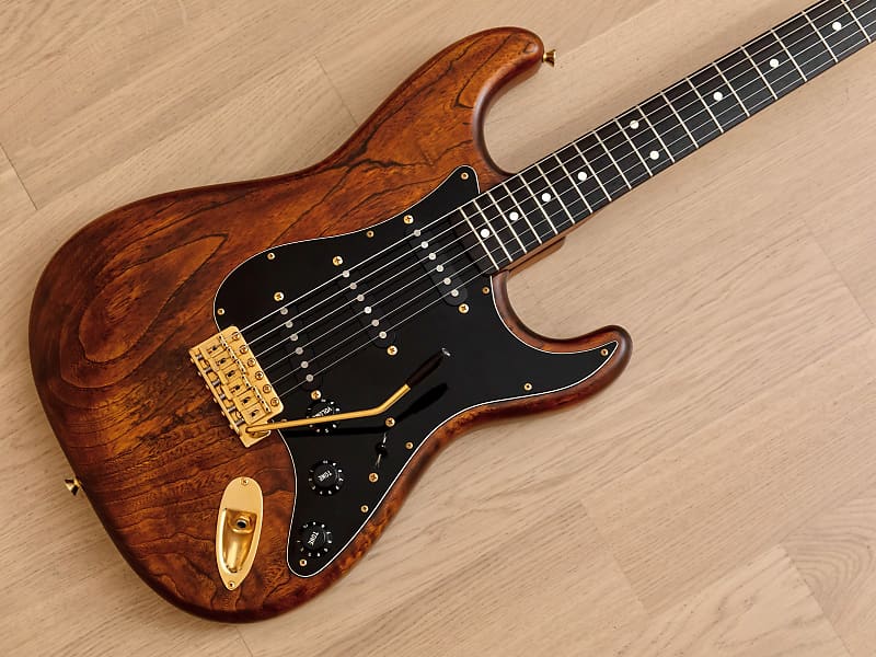 ギター Custom Oder Lacquer Finish Stratocaster 1992 Fender Stratocaster Order Made Walnut Satin Nitro | Reverb