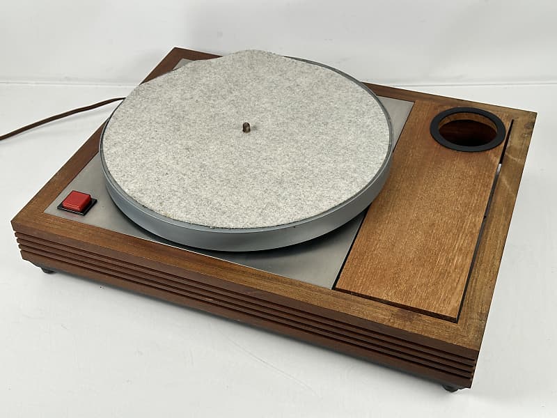 Linn Sondek LP12 Transcription Turntable  			