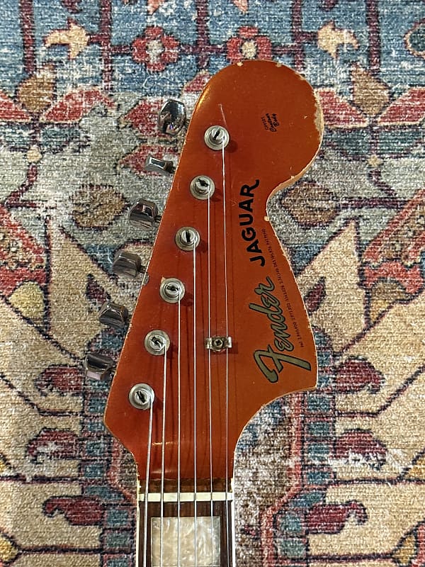 Fender Jaguar (1966 - 1969) | Reverb