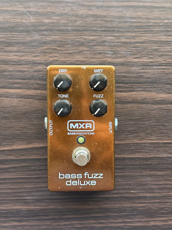 MXR M84 Bass Fuzz Deluxe