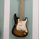 Fender 50th Anniversary American Deluxe Stratocaster Sunburst 2004