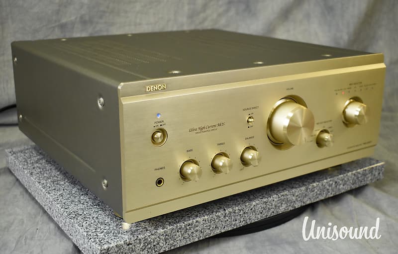 Denon PMA-2000 IV Integrated Amplifier in Very Good Condition