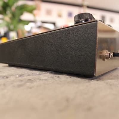 Electro-Harmonix Black Finger Compressor - Vintage big box Electro-Harmonix Black Finger Compressor - Vintage big box
