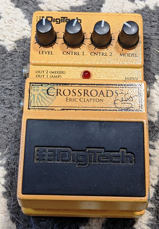 DigiTech Crossroads Eric Clapton Signature Modeling Pedal 7 Modeled Tones  Dual Outputs