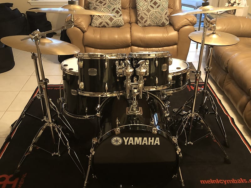 Yamaha Stage Custom Drum Set w/Zildjian A Cymbals (Complete with Bags,  Hardware)