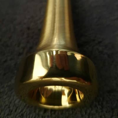 CONN 3 , brushed 24k gold plated trumpet mouthpiece image 3