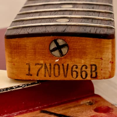 1967 Fender Mustang Bass Vintage Short Scale Bass Dakota Red w/ Case image 17