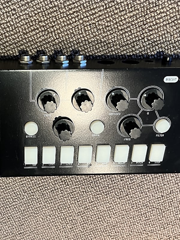 Oto Machines Biscuit