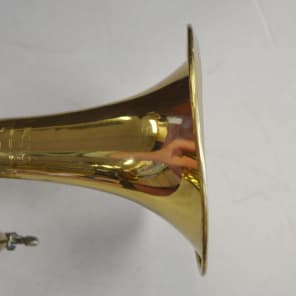 Holton T602 Brass Trumpet with Carry Case image 15