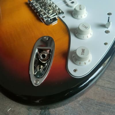 2017 FGN Japan (Fujigen) JST-6R J-Classic Stratocaster 2017 FGN Japan (Fujigen) JST-6R J-Classic Stratocaster