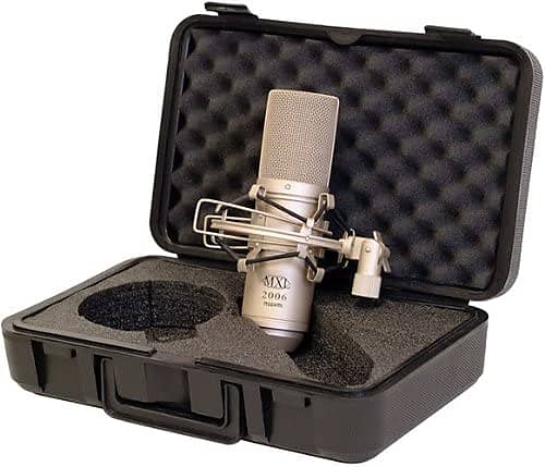 MXL 2006 Large Gold Diaphragm Condenser Microphone with MXL-57 Shock Mount and Carrying Case image 1