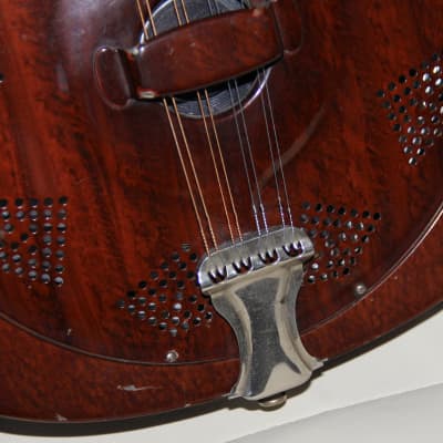 National Resonator Mandolin 1930s Woodgrain on metal image 12