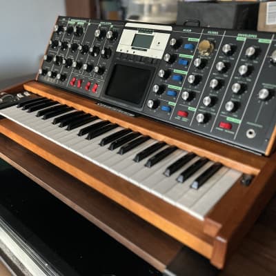 Moog Minimoog Voyager Select Series 44-Key Monophonic Synthesizer | Reverb