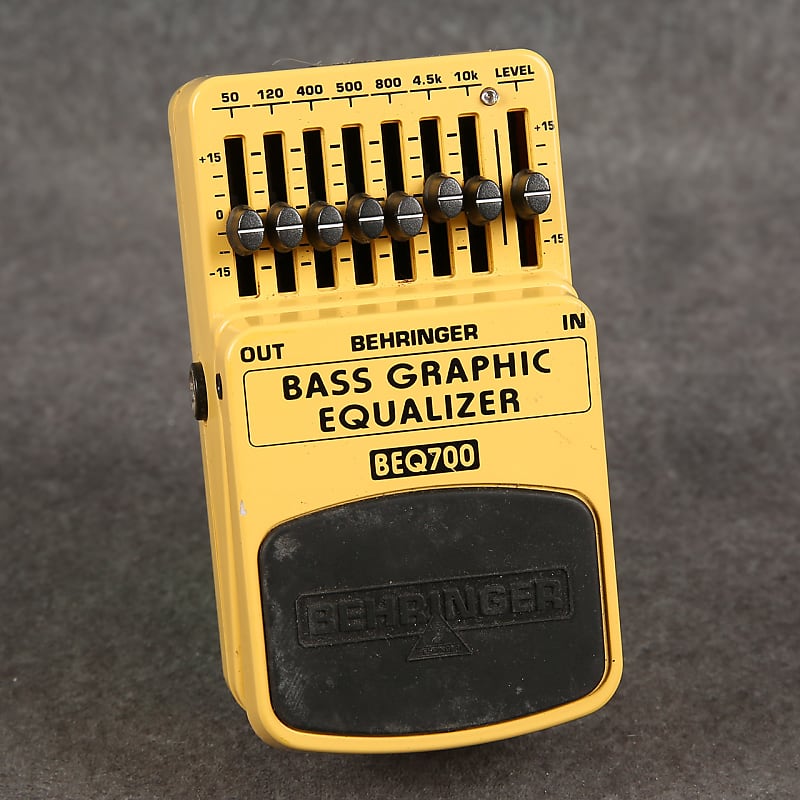 Behringer BEQ700