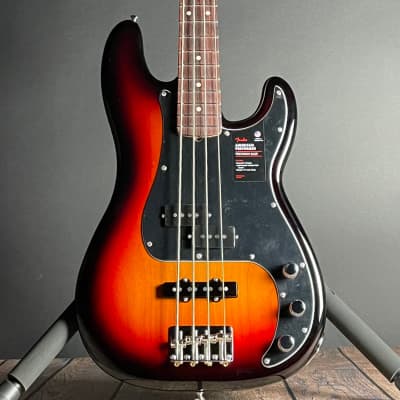 Fender American Performer Precision Bass, Rosewood- 3-Color Sunburst (US23092945) image 1