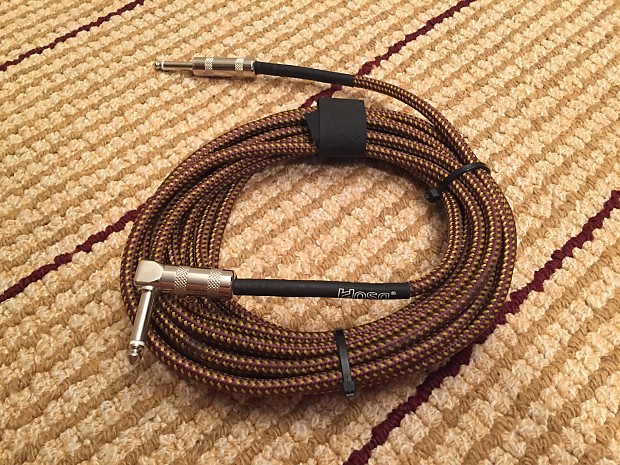 Hosa GTR-518R 1/4" TS Male Straight to Right-Angle Guitar/Instrument Cable - 18' image 1