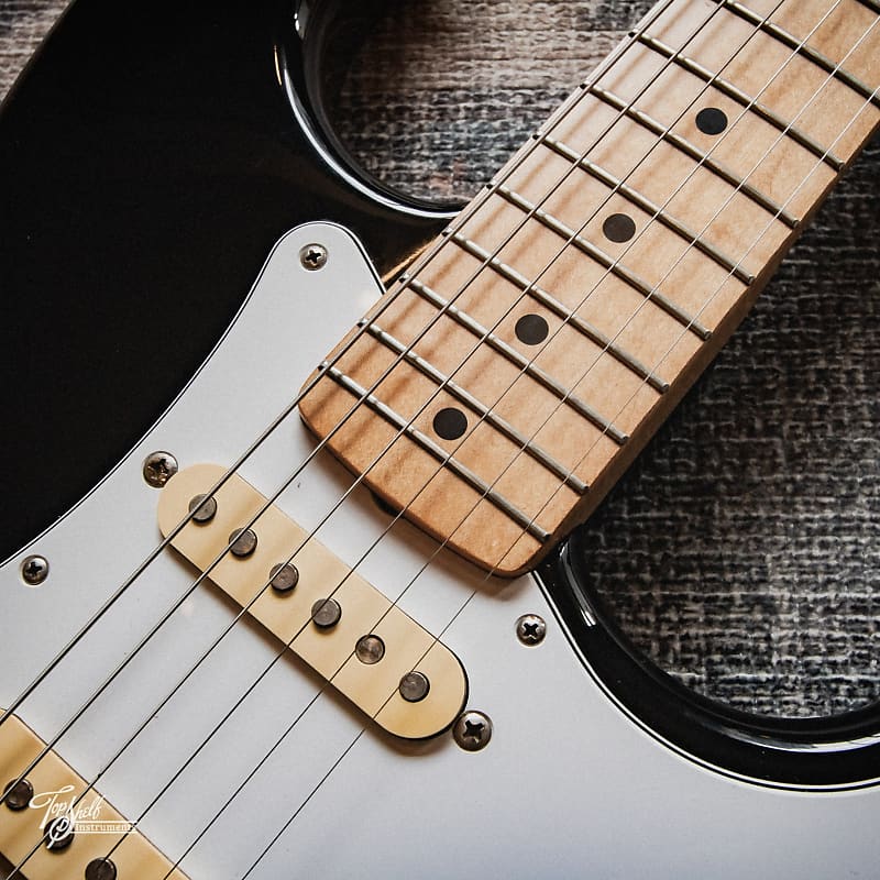 Fender Japan Stratocaster ブラック　ST-43 Fender Japan Standard Stratocaster ST43 Black 2008