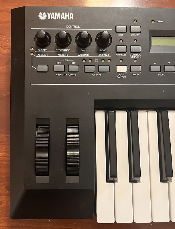美品 YAMAHA KX25 Yamaha USB MIDI Studio Keyboard Controller KX25