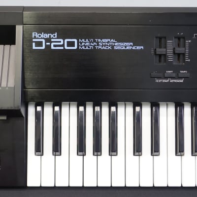 Roland D-20 Vintage Multi Timbral Linear Synthesiser W/ Sequencer - 240V image 2