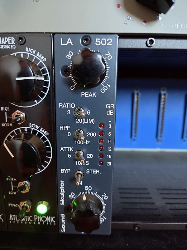 Sound Skulptor LA 502