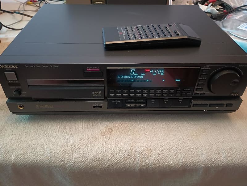 Technics SL P990 cd player in excellent condition - 1990's