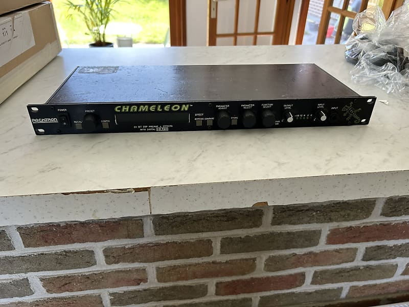 ROCKTRON★CHAMELEON 2000 Rocktron Chameleon 2000 - YouTube